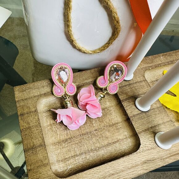 Handmade Dangle Drop Earrings with Chrystals Soutache handcrafted UniqueJewelry - Picture 5 of 7